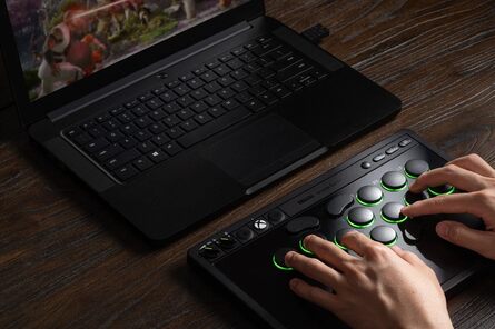 8BitDo Unveils All-Button Arcade Controller For Xbox