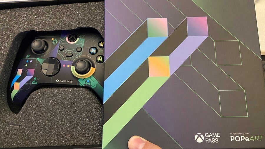 Xbox Employees Receive Special, One-Of-A-Kind Custom Xbox Controllers