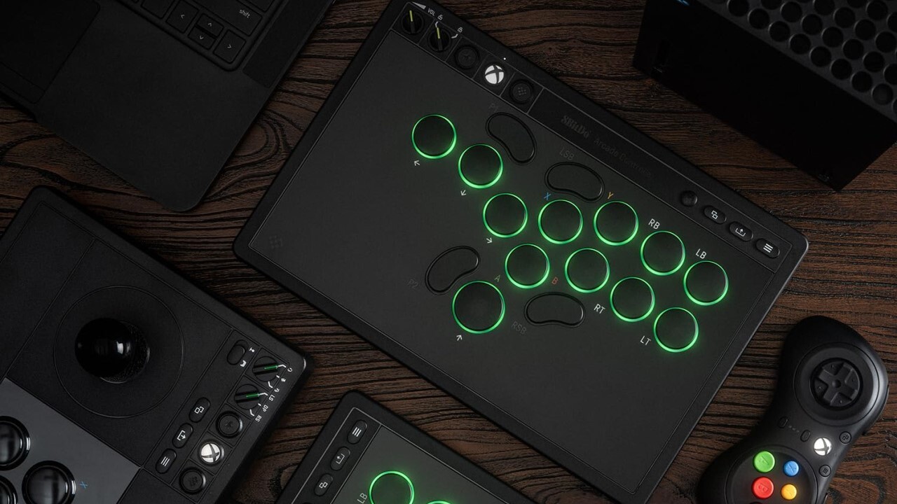Toshiドームコントローラー 8BitDo Unveils 'Paper Thin' All-Button Arcade Controller For Xbox