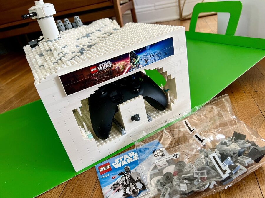 Lego Star Wars Xbox Stand