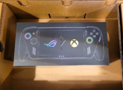 A Quick Look At What It's Like To Unbox The ROG Xbox Ally X