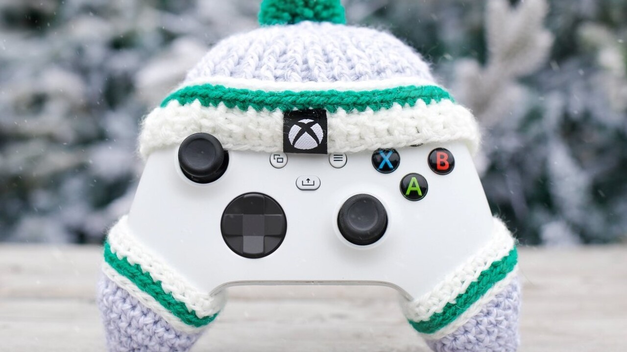 Random Xbox Made This Adorable Winter Toque, And Now Everyone Wants