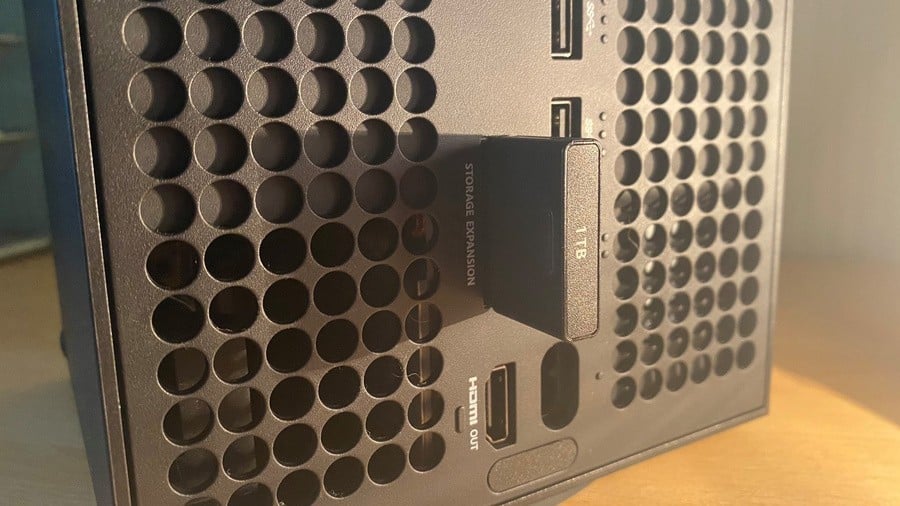 Modder Claims You Can Use A Standard SSD In The Xbox Series X|S Expansion Card Slot