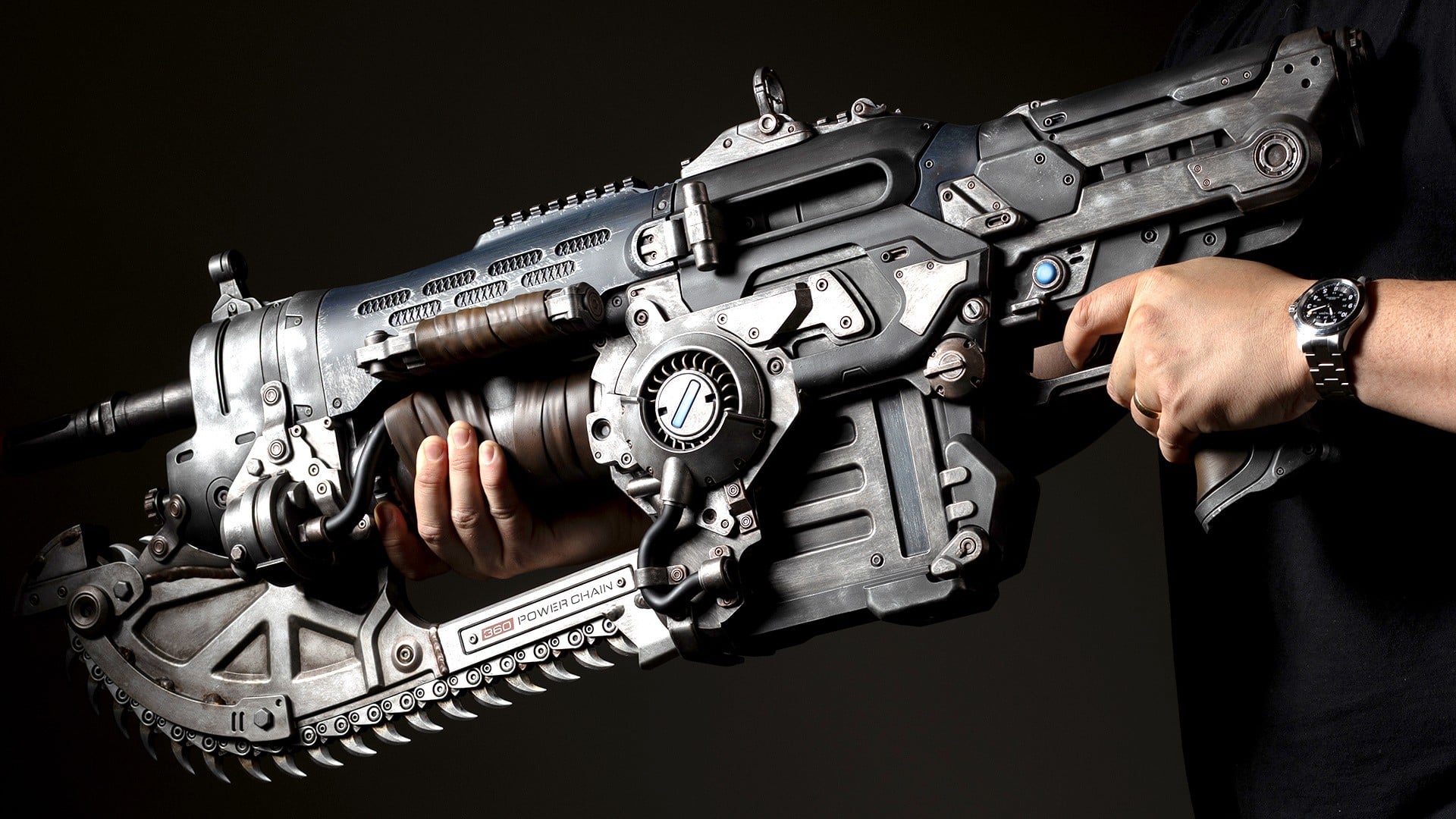Gears Of War: E-Day 1:1 'Prototype Lancer' Replica Goes Up For Pre-Order Today