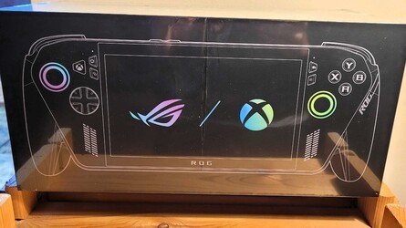 A Quick Look At What It's Like To Unbox The ROG Xbox Ally X 3