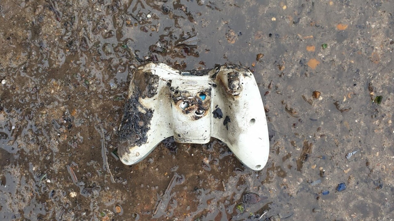 Random Disposed Xbox Controller Named The Culprit In UK Waste Fire
