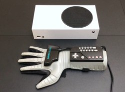 YouTuber Plays Xbox Series S Using The Nintendo Power Glove